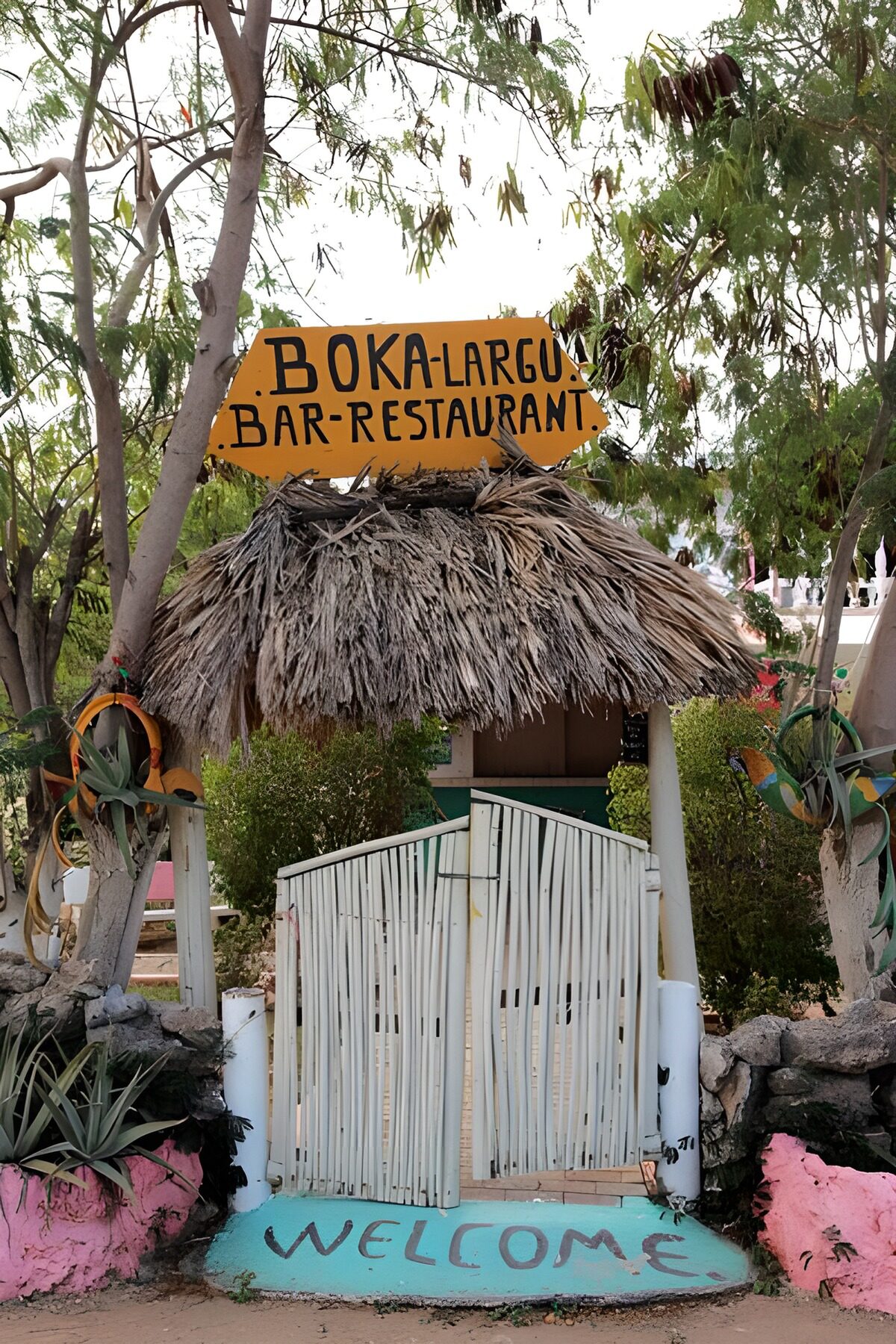 WCUK93676: Entrance towards Caribbean restaurant version 2
