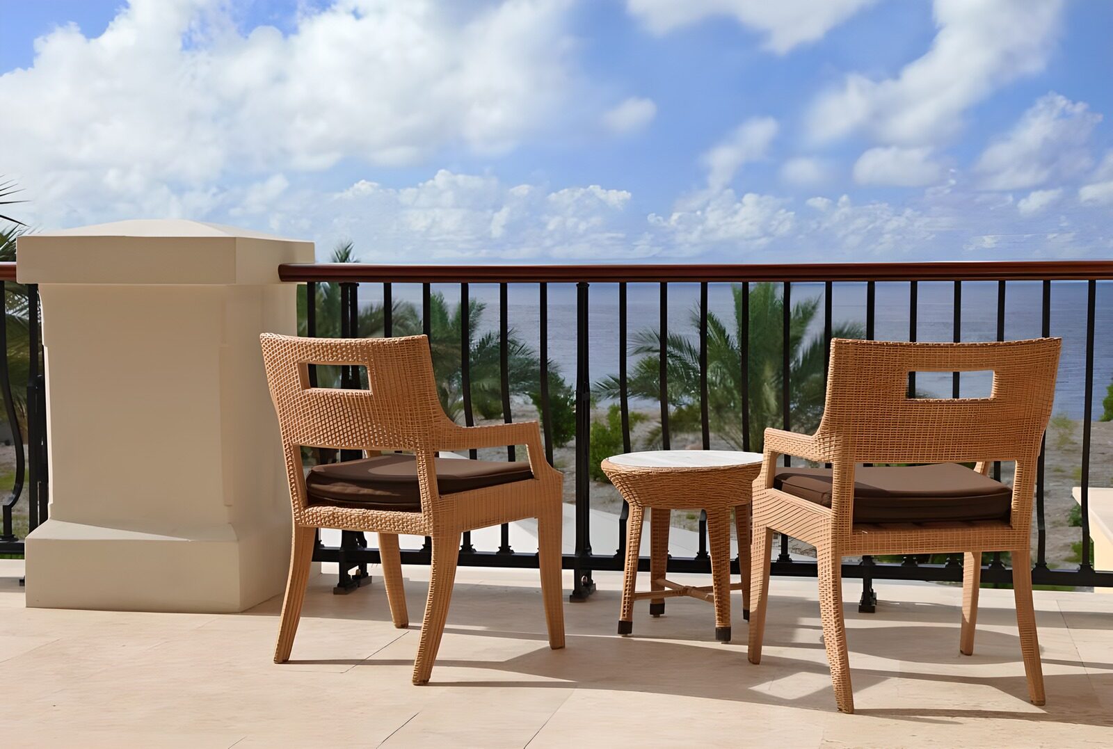 WCUK71818: Small table with 2 cane chairs