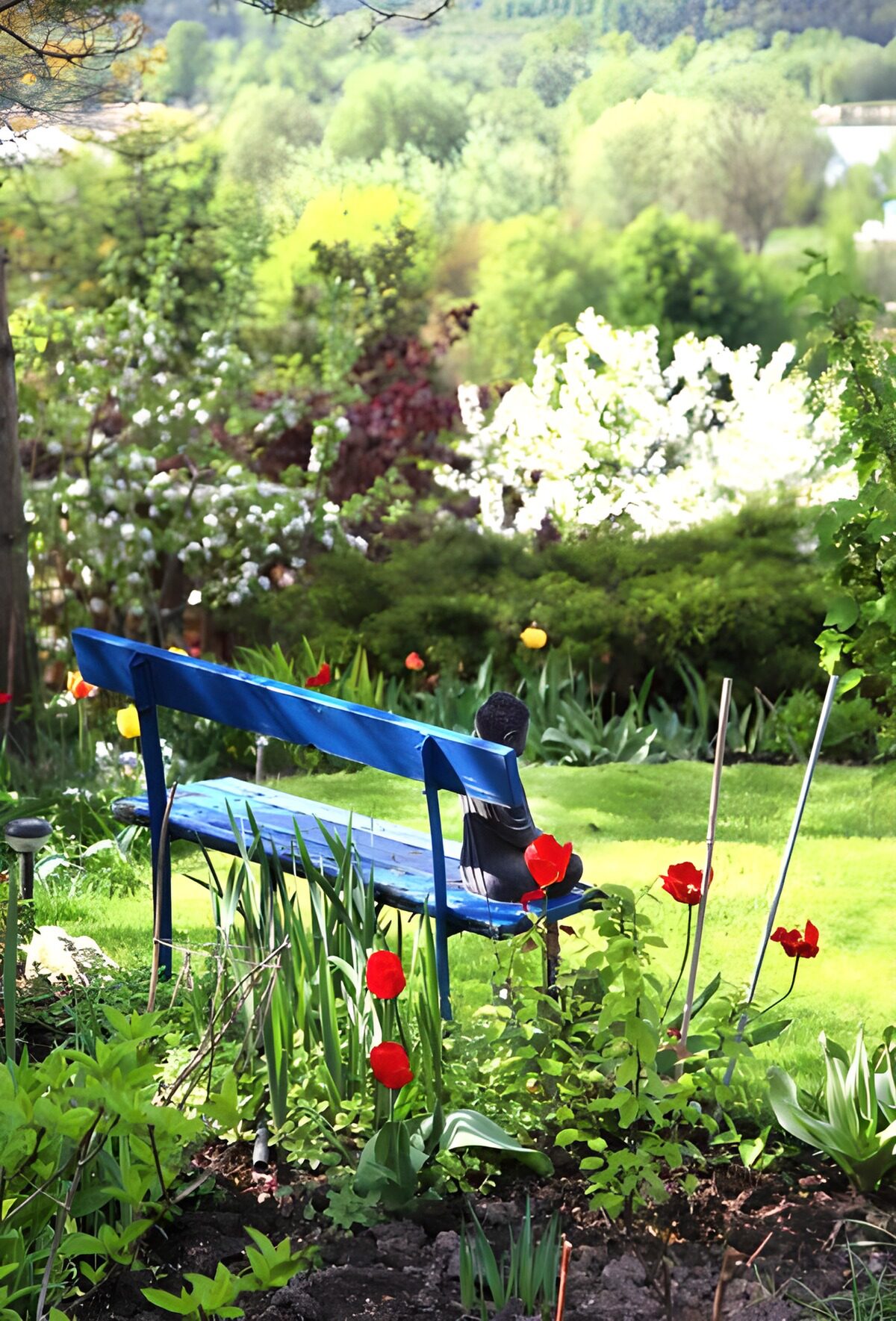 WCUK86575: Buddha on a blue seat version 2