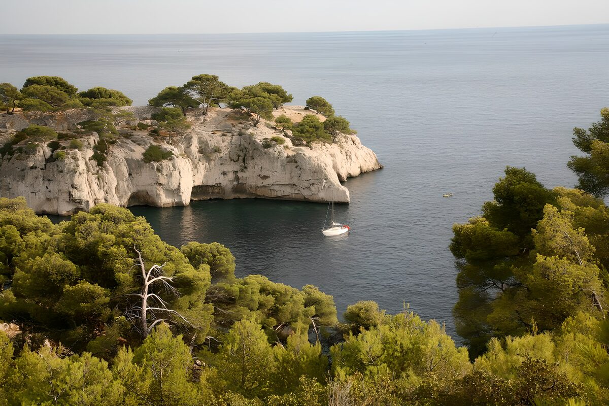 WCUK54025: View over the canyons, France version 1